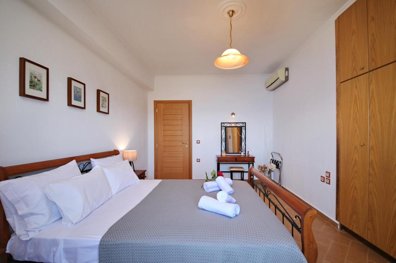 Villa Margini, Aegean Views , Pool Villa, Skopelos Ngoại thất bức ảnh