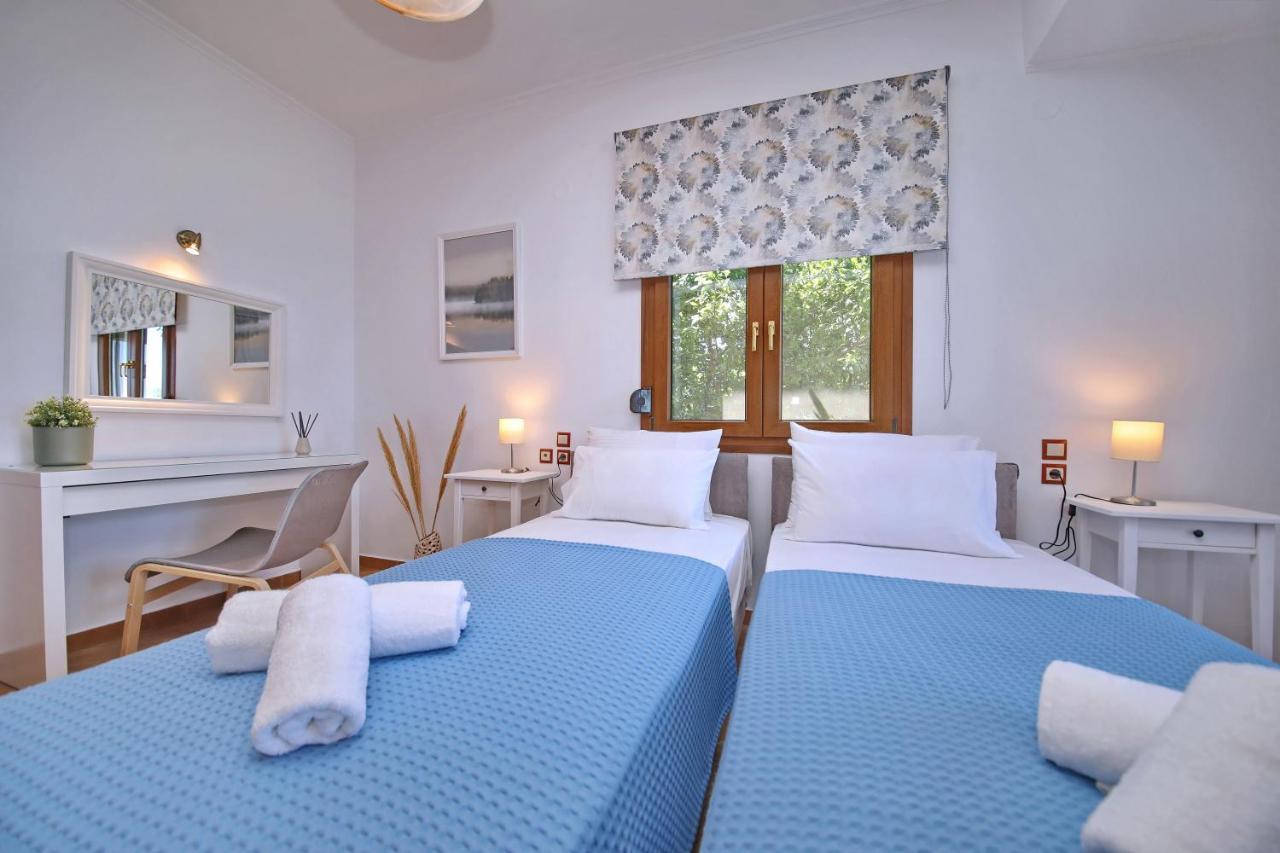 Villa Margini, Aegean Views , Pool Villa, Skopelos Ngoại thất bức ảnh